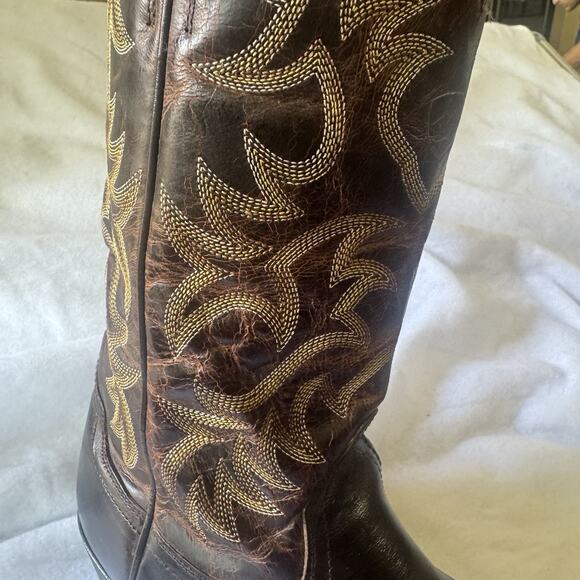 Ariat Brown Leather Cowboy Men’s Heritage Western Boots Medium Round Toe Sz 10D